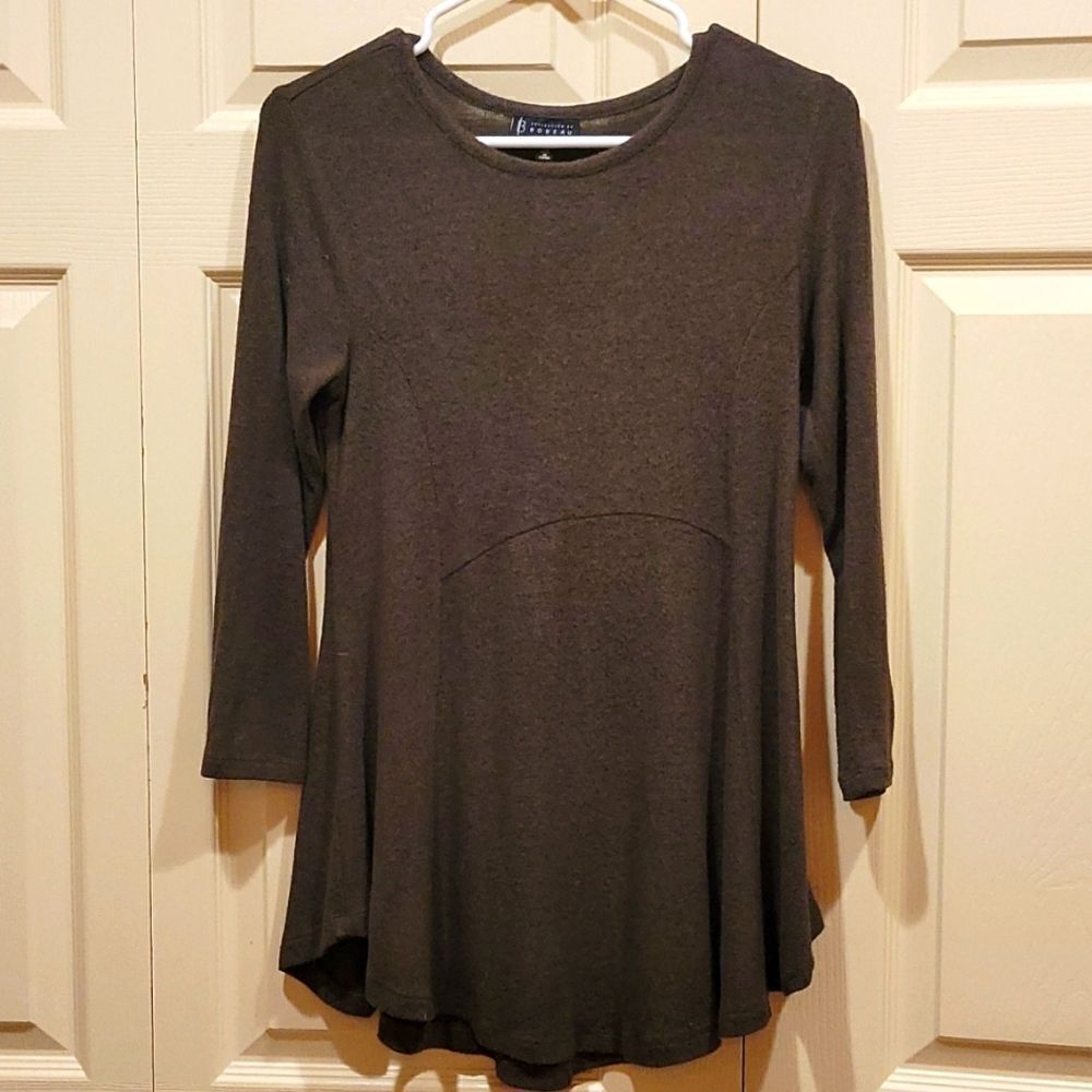 Nordstrom's Bobeau Label Green Long Top Size XS
